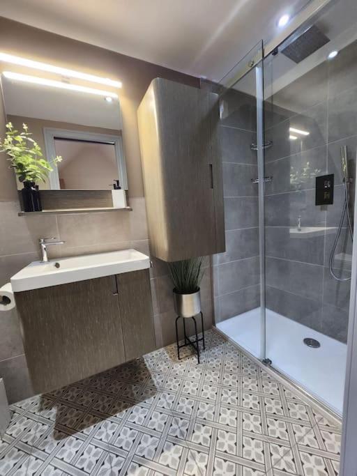 Luxury 1 Bed Coach House Apartment Huddersfield Bagian luar foto