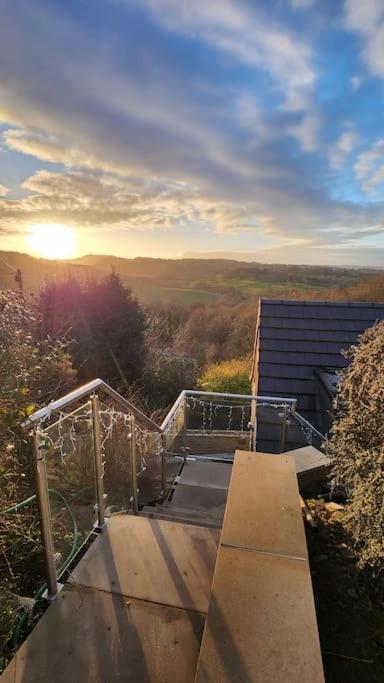Luxury 1 Bed Coach House Apartment Huddersfield Bagian luar foto